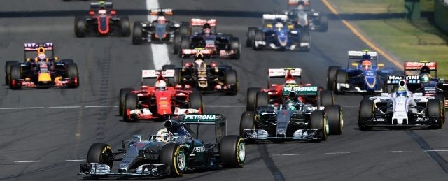 F1 race action on the track